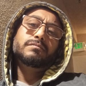 Meet your Posher, Romy